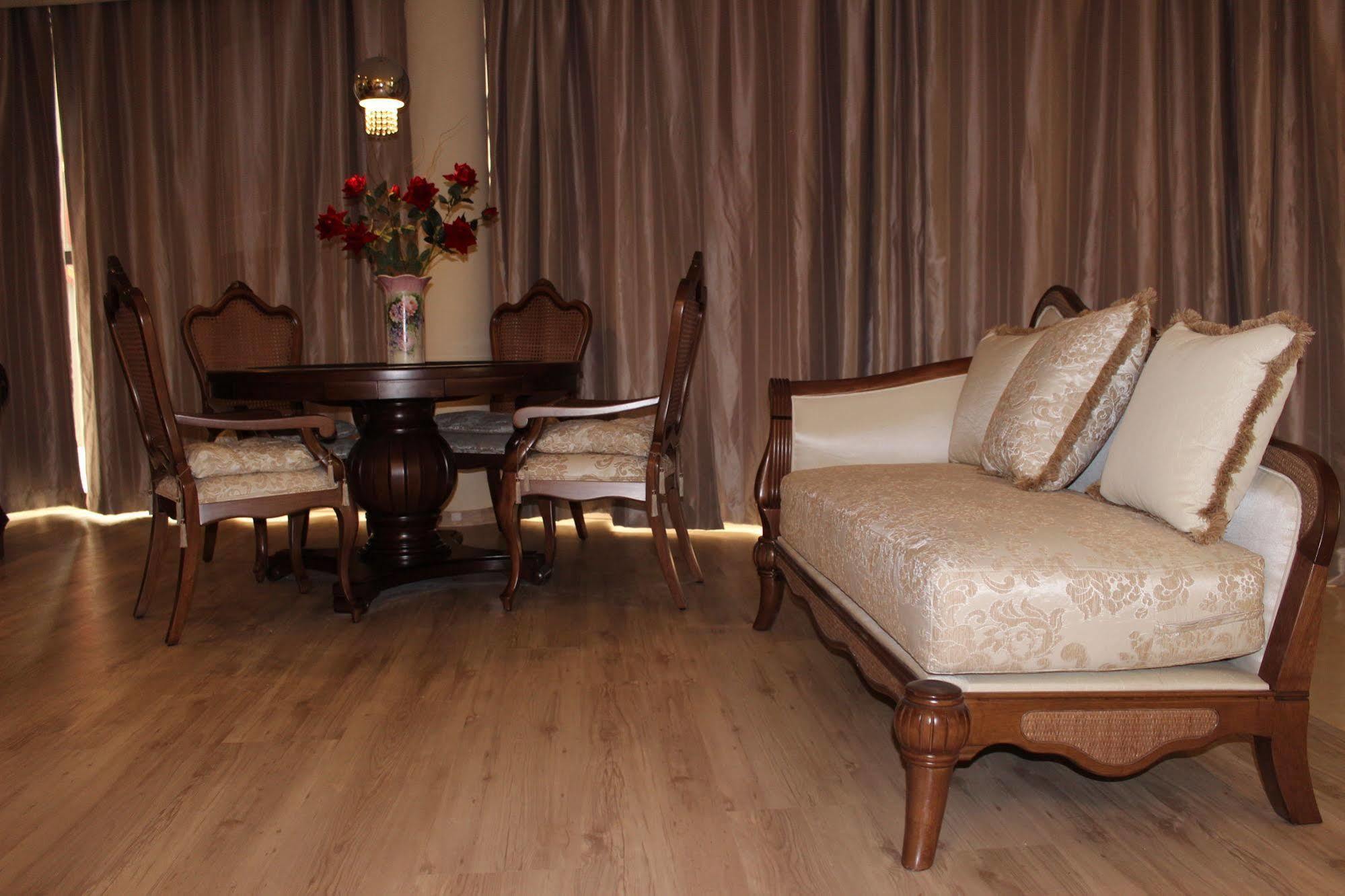 Minas Platinum & Convention Hotel 4*